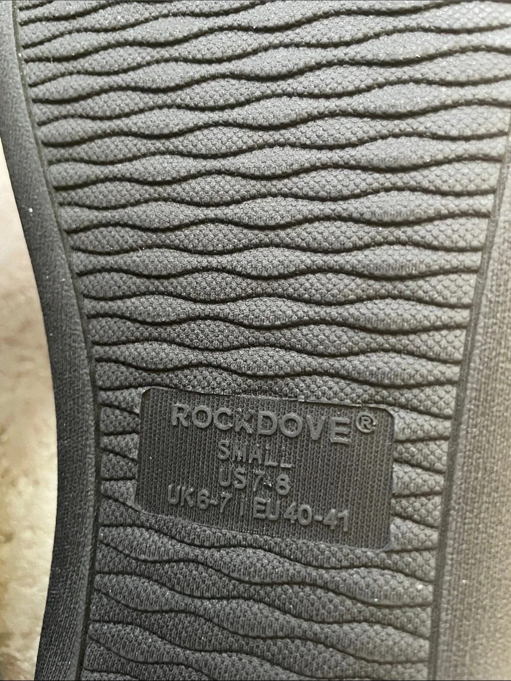RockDove Two-Tone Slip-On Closed Toe Memory Foam House Slippers